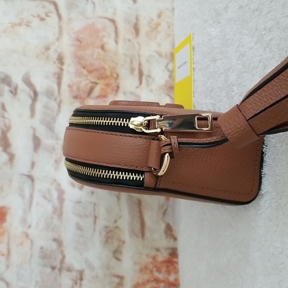 New Marc Jacobs Shutter Leather Crossbody Bag - Picture 4 of 10